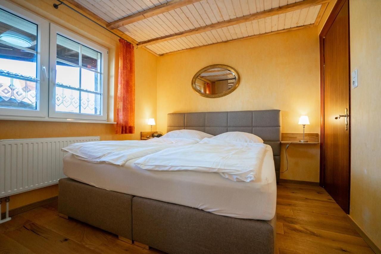Godewind Haus Wattwurm Apartment Busum Exterior photo